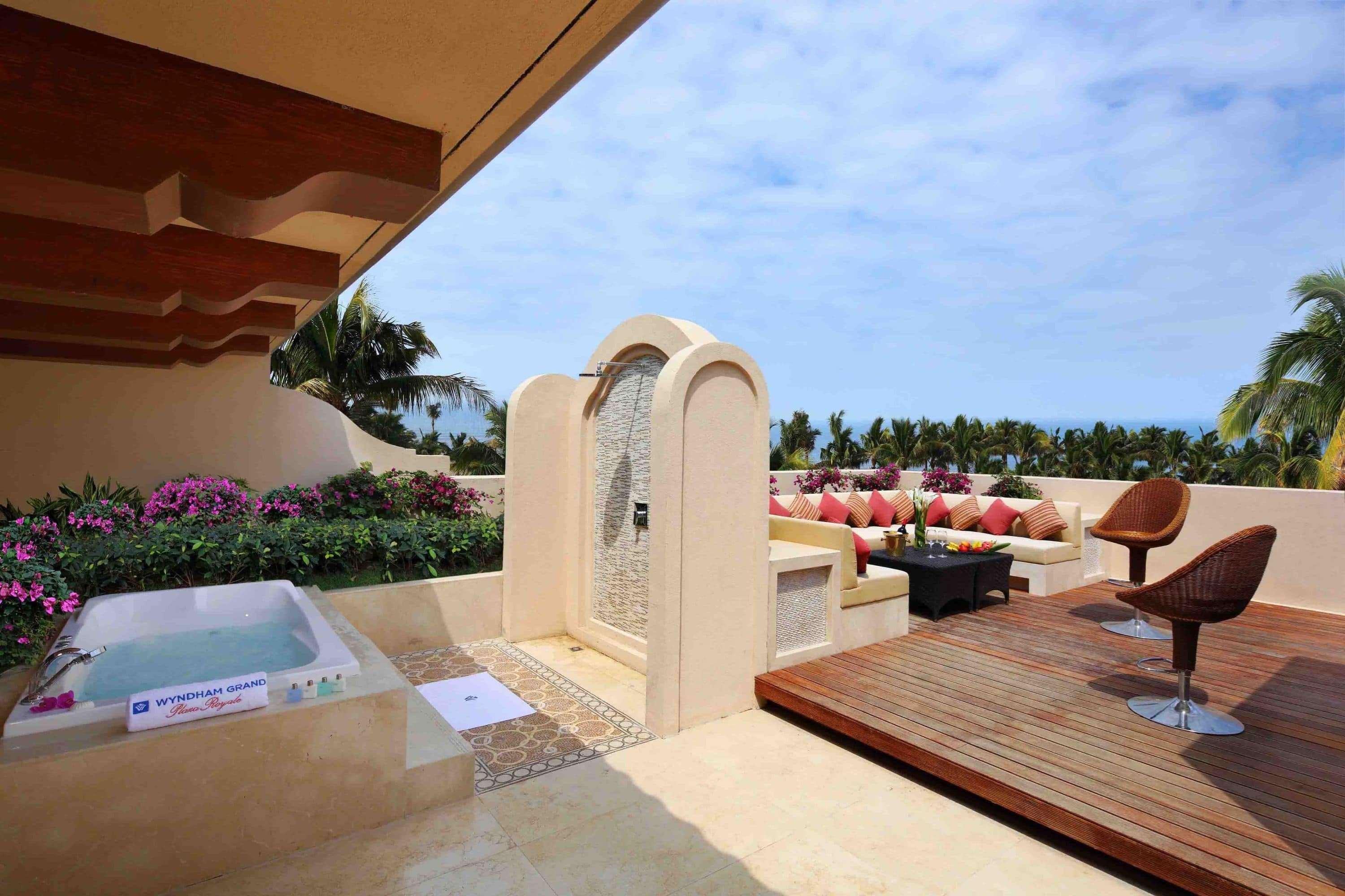 Wyndham Grand Plaza Royale Hainan Longmu Bay Ledong Esterno foto